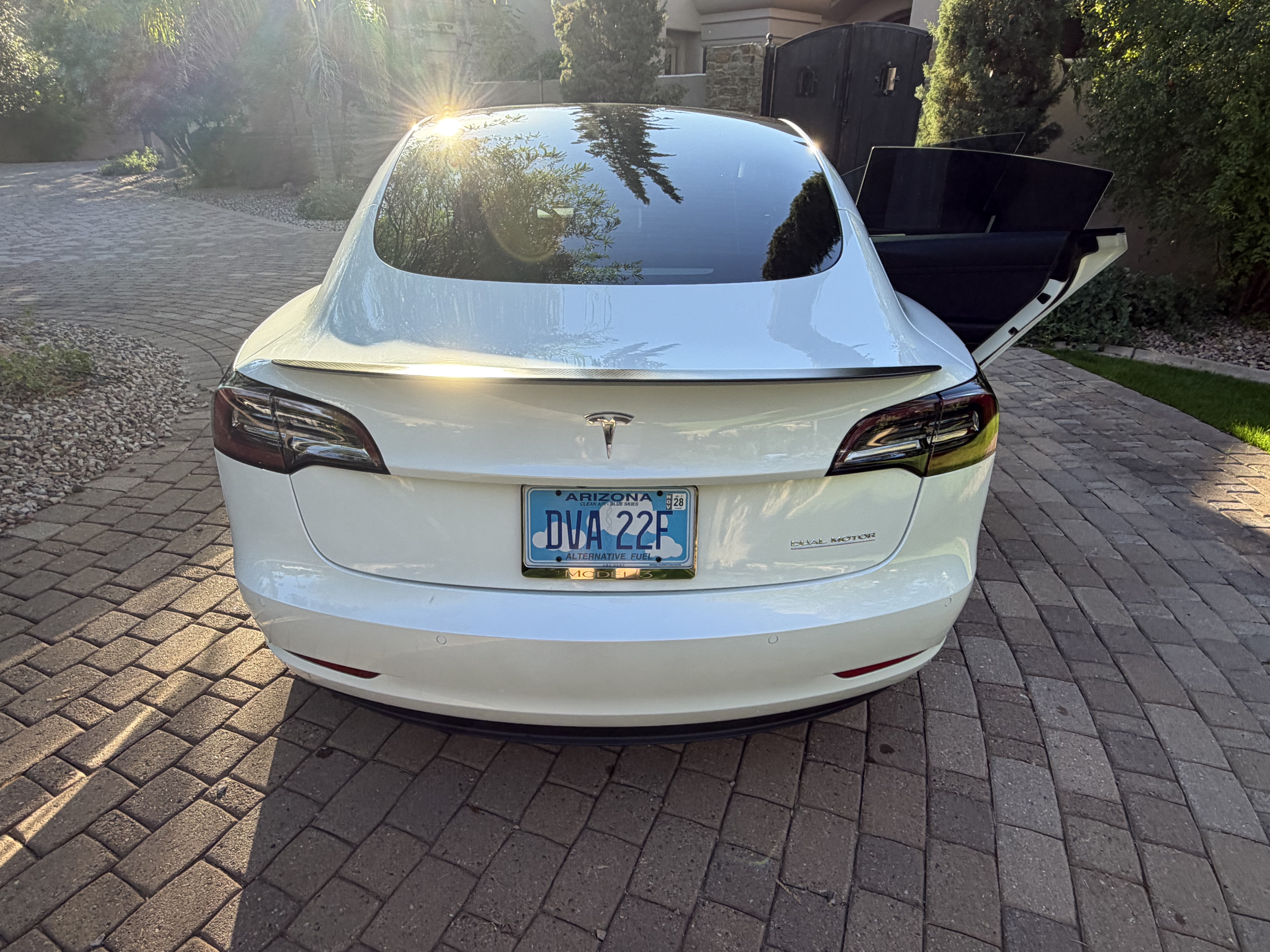 Used 2022 Tesla Model 3 Performance AWD/4WD image 10