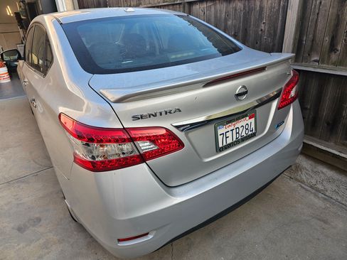 Used 2014 Nissan Sentra SL w/ Premium Package image 4