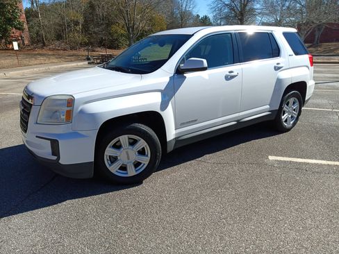 Used 2016 GMC Terrain SLE image 23