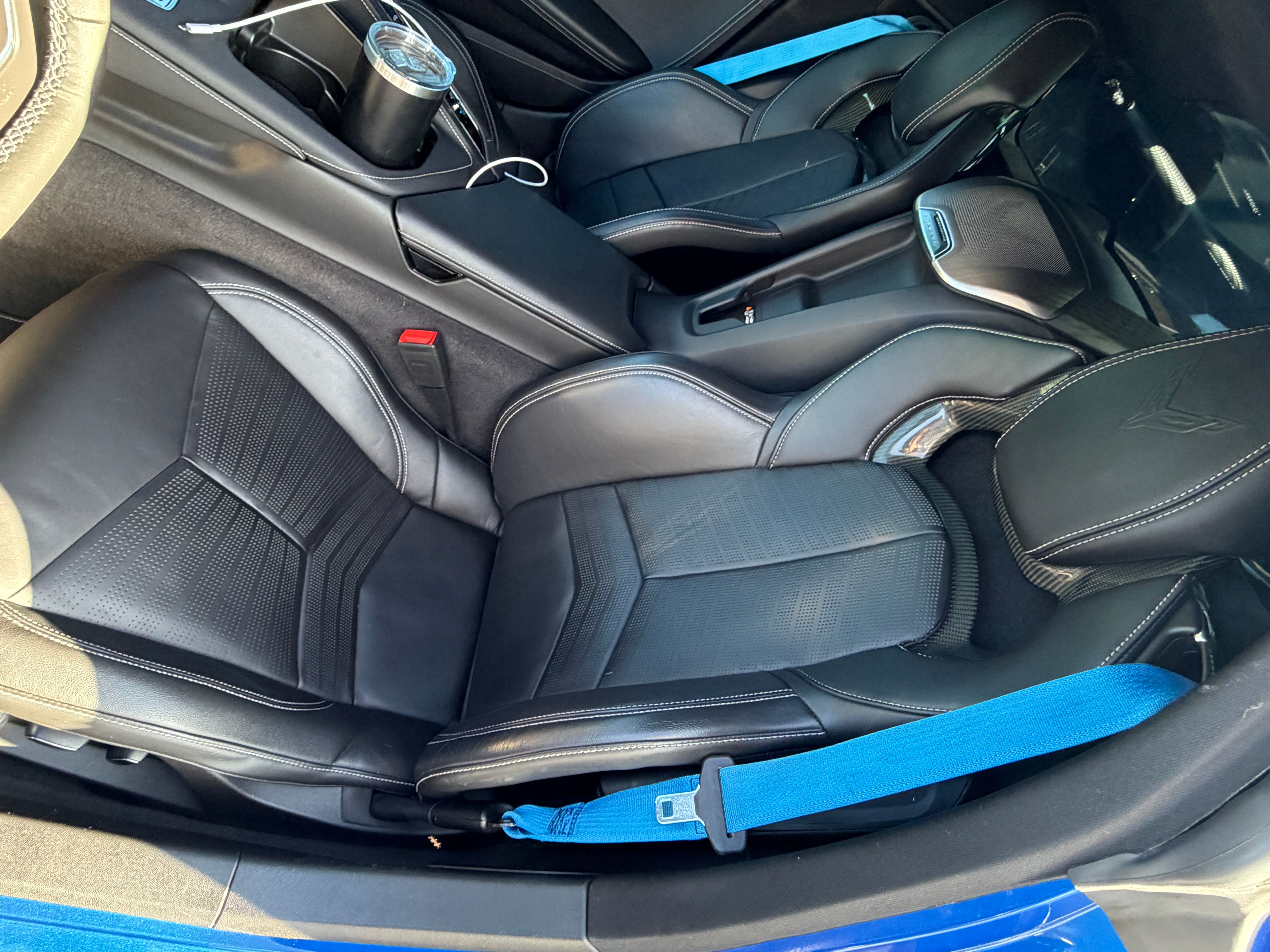 Used 2020 Chevrolet Corvette Stingray Preferred Cpe w/ 2LT Preferred Equipment Group RWD image 24