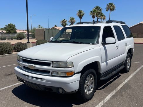 Used 2004 Chevrolet Tahoe Z71 w/ Z71 Preferred Equipment Group AWD/4WD image 4