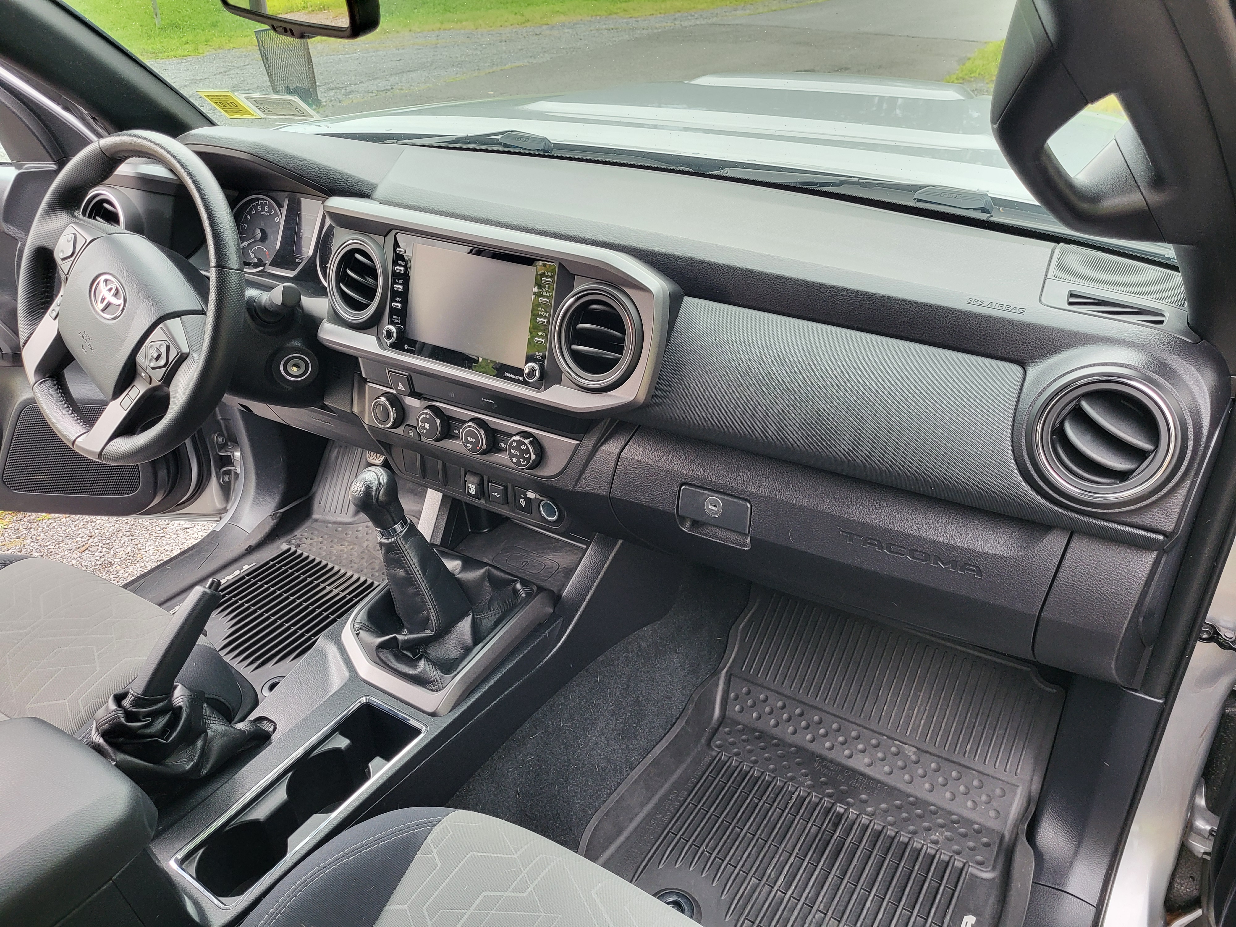 Used 2020 Toyota Tacoma TRD Sport AWD/4WD image 16