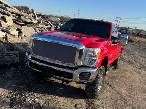 Used 2015 Ford F350 XLT w/ XLT Interior Package image 11