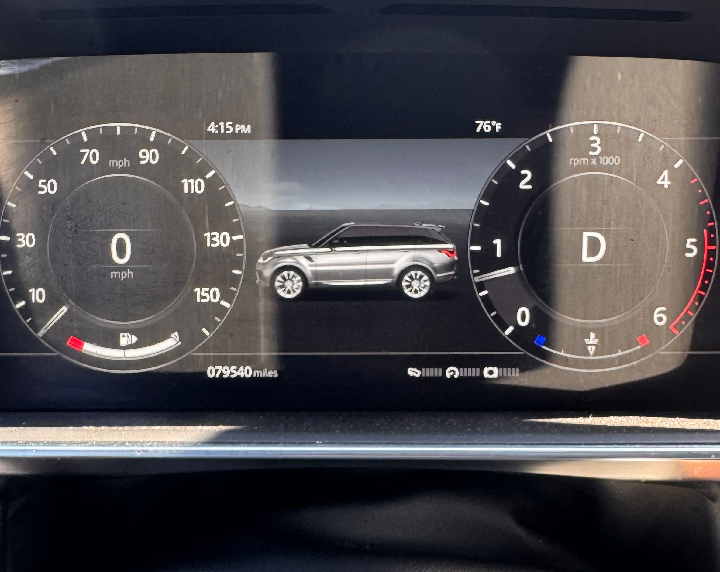 Used 2018 Land Rover Range Rover Sport SE AWD/4WD image 8
