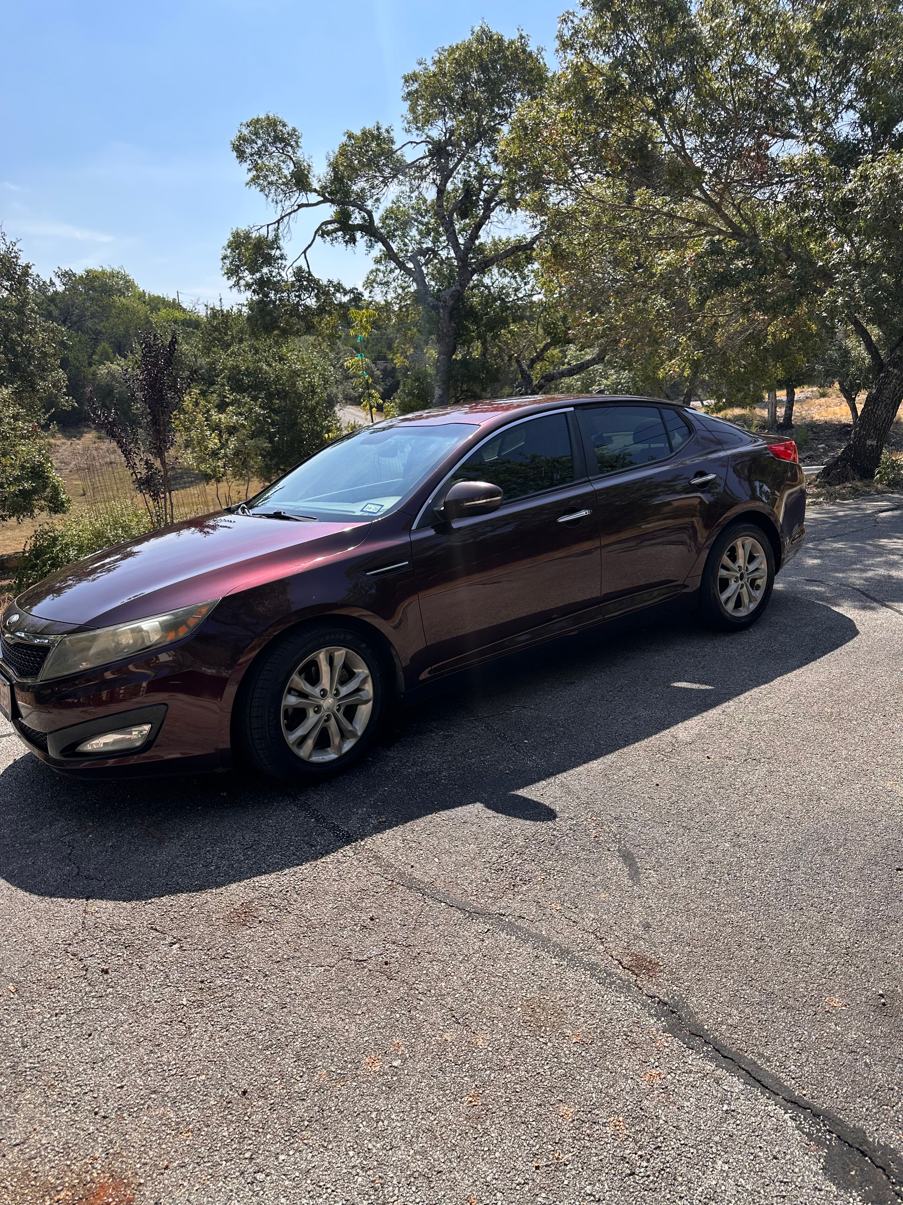 Used 2013 Kia Optima EX FWD image 1