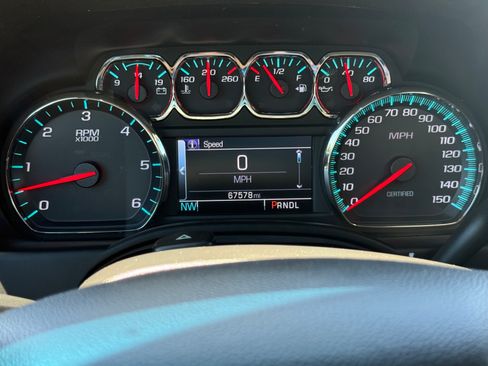 Used 2018 Chevrolet Tahoe 2WD w/ Remote Keyless Entry Package image 11
