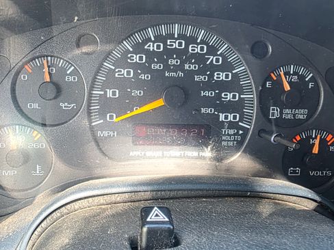 Used 2001 Chevrolet Astro image 16