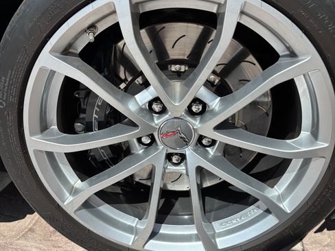 Used 2019 Chevrolet Corvette Grand Sport image 9