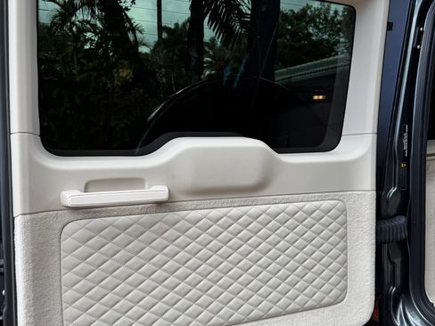 Used 2025 Mercedes-Benz G 63 AMG 4MATIC image 13