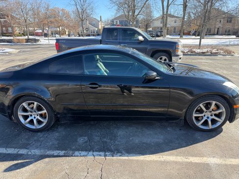 Used 2004 INFINITI G35 Coupe w/ Premium Pkg image 10