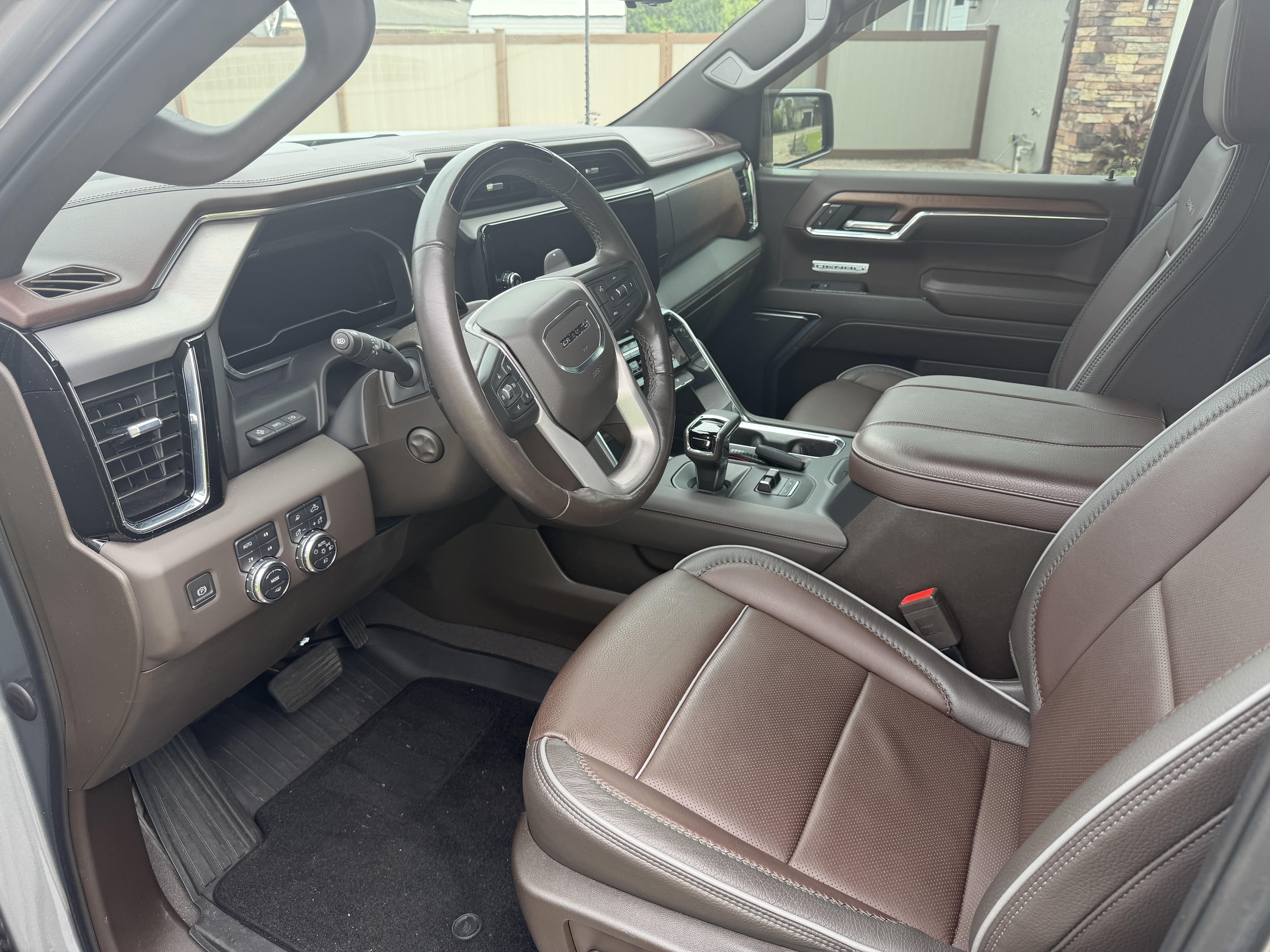 Used 2023 GMC Sierra 1500 Denali AWD/4WD image 17