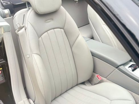 Used 2004 Mercedes-Benz SL 55 AMG image 8
