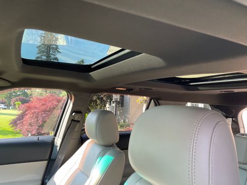 Used 2012 Ford Explorer Limited image 10