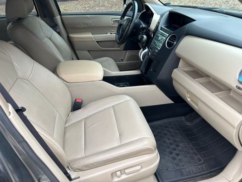 Used 2009 Honda Pilot EX-L image 16