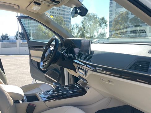 Used 2018 Audi Q5 2.0T Premium Plus w/ Premium Plus Package image 14