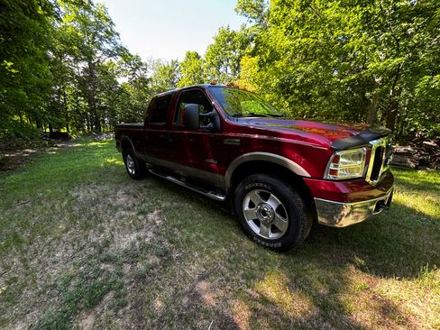 Used 2007 Ford F350 Lariat AWD/4WD image 10