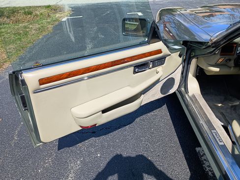 Used 1995 Jaguar XJS 4.0 Convertible image 9