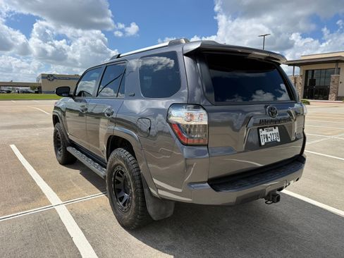 Used 2023 Toyota 4Runner SR5 Premium AWD/4WD image 27