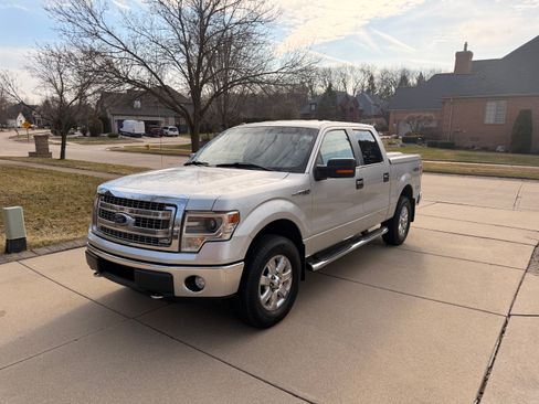 Used 2014 Ford F150 XLT w/ Equipment Group 302A Luxury image 1