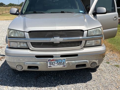 Used 2005 Chevrolet Avalanche Z66 w/ Sun And Sound Package RWD image 4