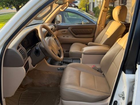 Used 2000 Toyota Land Cruiser AWD/4WD image 5
