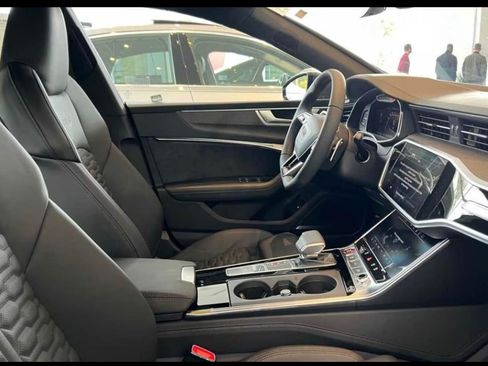 Used 2023 Audi RS 7 Sportback image 8