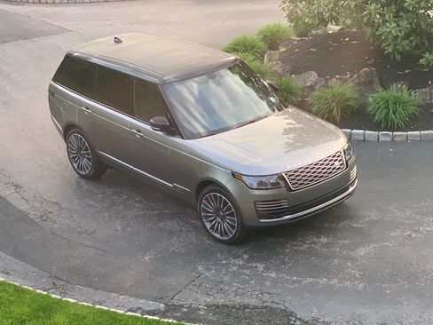 Used 2019 Land Rover Range Rover Long Wheelbase Supercharged image 1