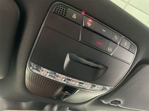 Used 2021 Mercedes-Benz GLC 63 AMG 4MATIC image 19