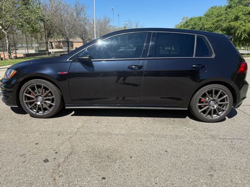 Used 2015 Volkswagen GTI Autobahn w/ Lighting Package (SEL) image 5