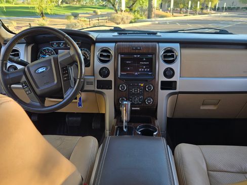 Used 2013 Ford F150 Lariat w/ Luxury Equipment Group image 5