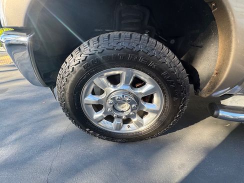 Used 2011 Ford F250 Lariat w/ Lariat Ultimate Pkg image 10