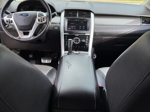 Used 2013 Ford Edge Sport w/ Driver Entry Pkg image 10