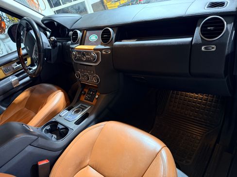 Used 2016 Land Rover LR4 HSE LUX image 14