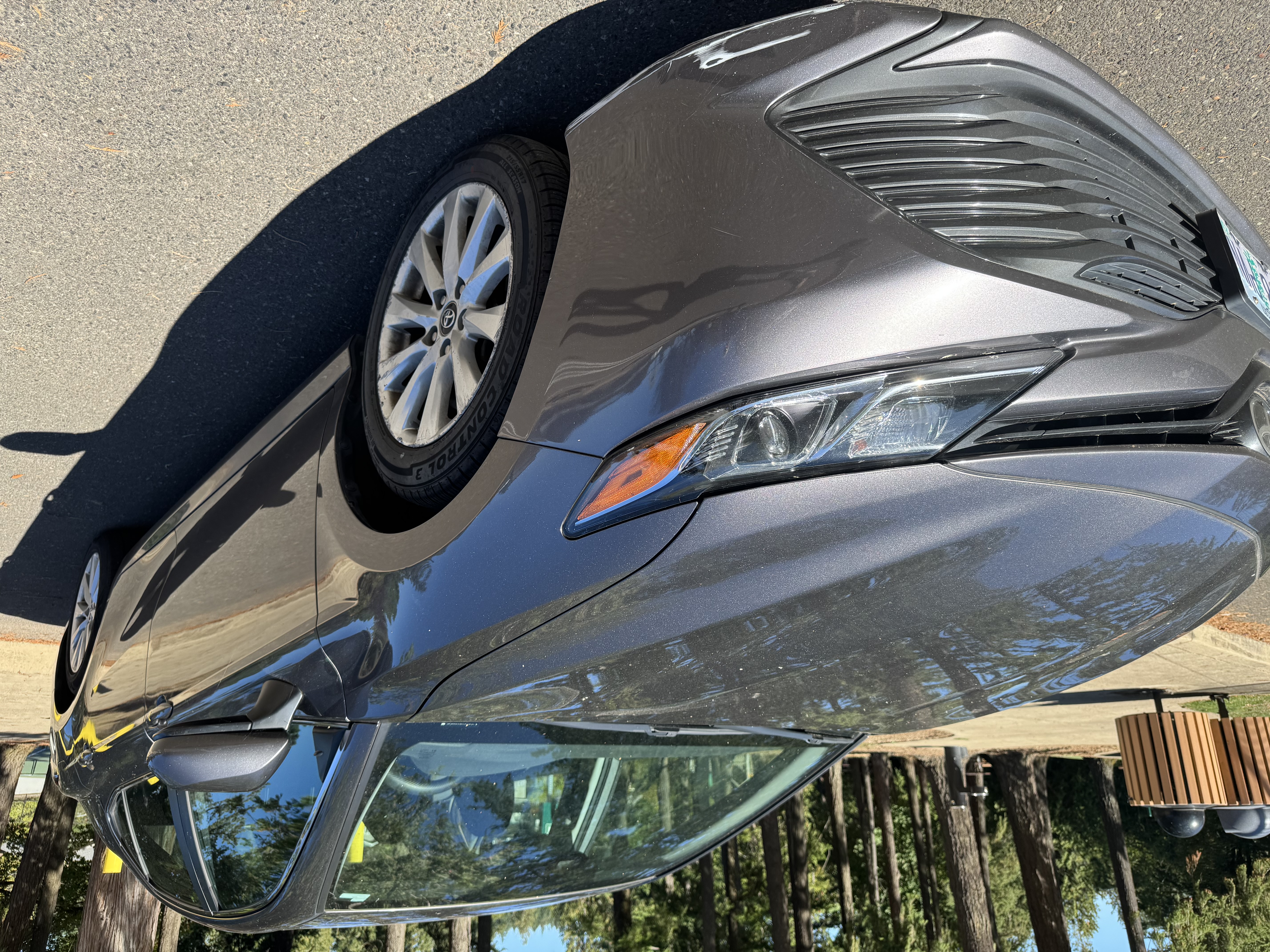 Used 2019 Toyota Camry LE FWD image 10