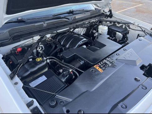 Used 2017 Chevrolet Silverado 1500 LTZ Z71 w/ LTZ Plus Package image 10