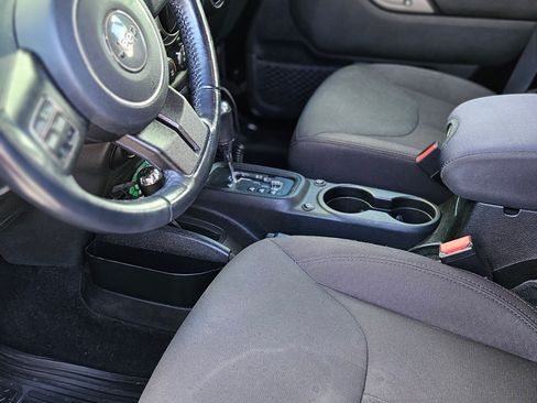 Used 2017 Jeep Wrangler Unlimited Sport w/ Quick Order Package 24S image 6