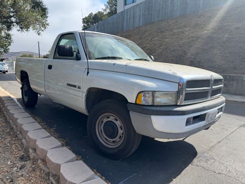 Used 1996 Dodge Ram 2500 Truck 2WD Regular Cab image 5