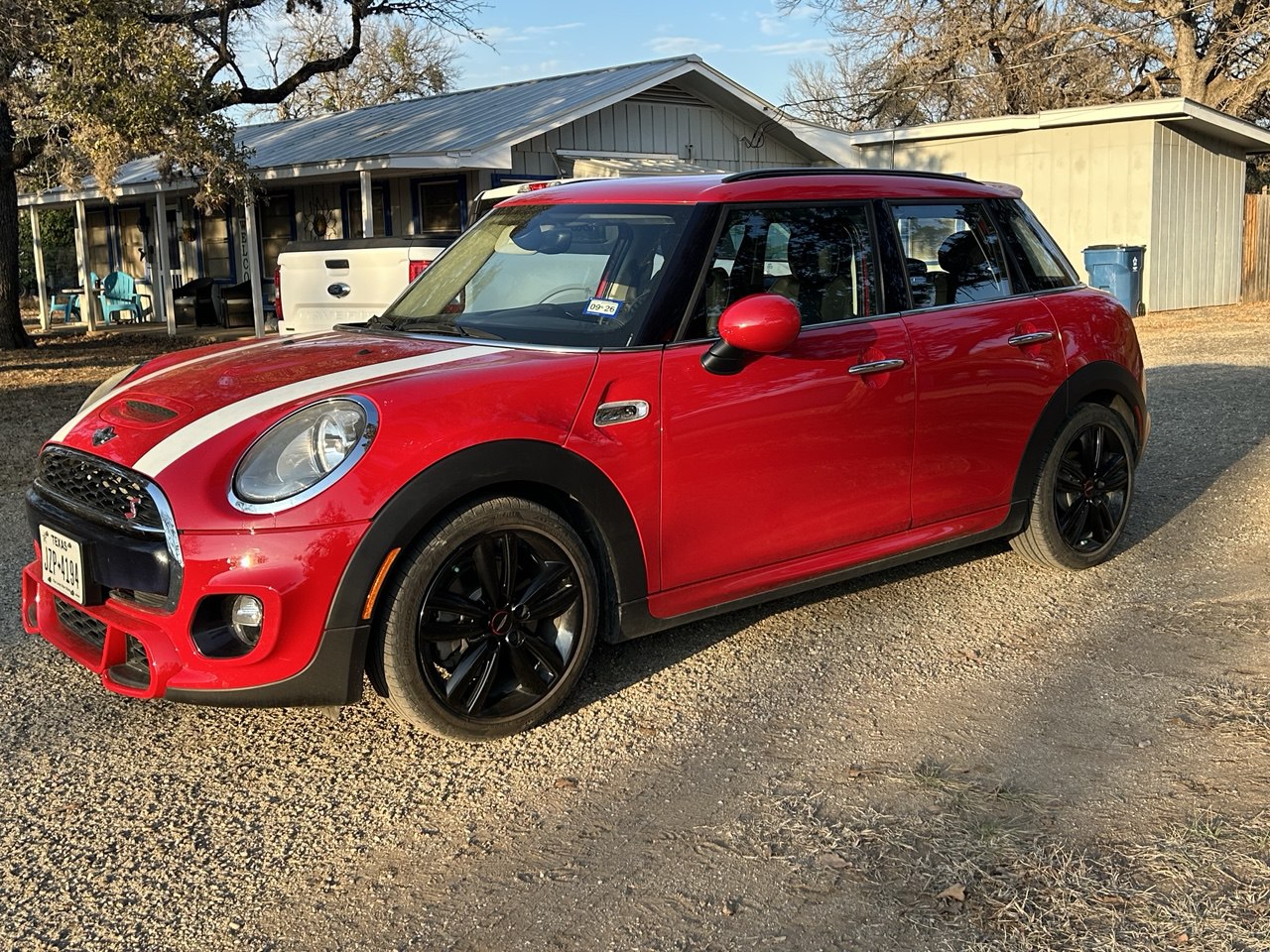 Used 2017 MINI Cooper S FWD image 6