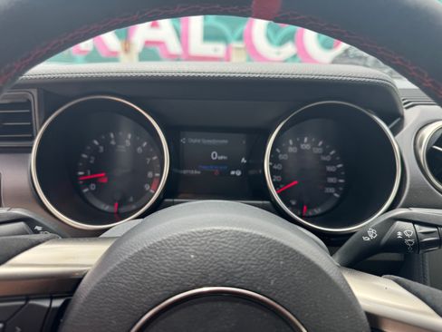 Used 2018 Ford Mustang Shelby GT350R w/ GT350R Equipment Group 920A image 17