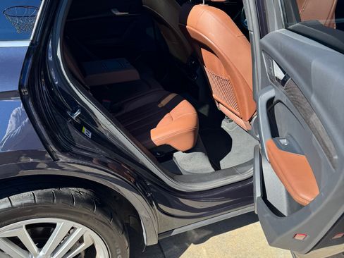 Used 2020 Audi Q5 2.0T Premium Plus image 13