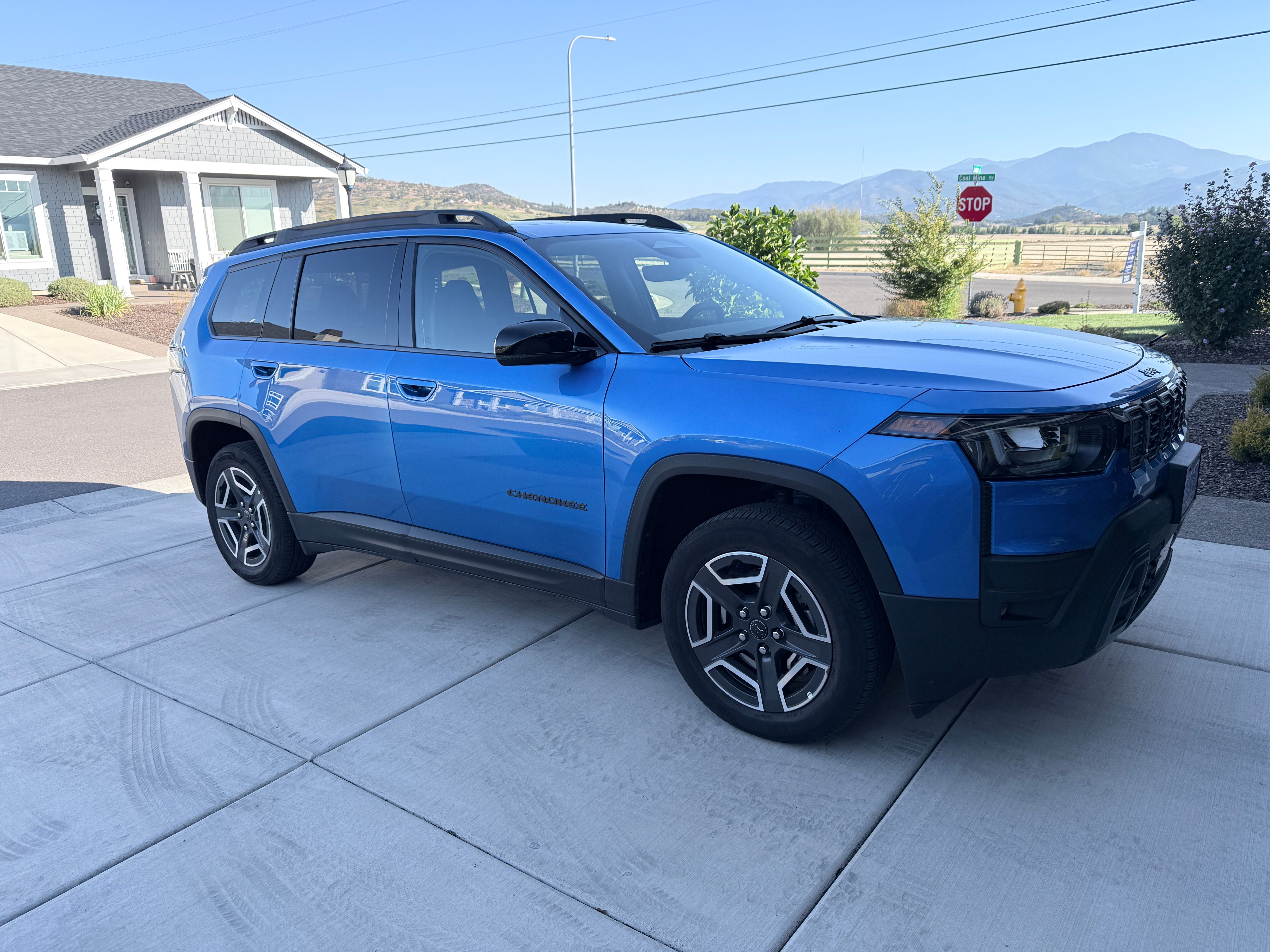 Used 2026 Jeep Cherokee Limited AWD/4WD image 1
