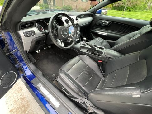 Used 2016 Ford Mustang GT Premium RWD image 10