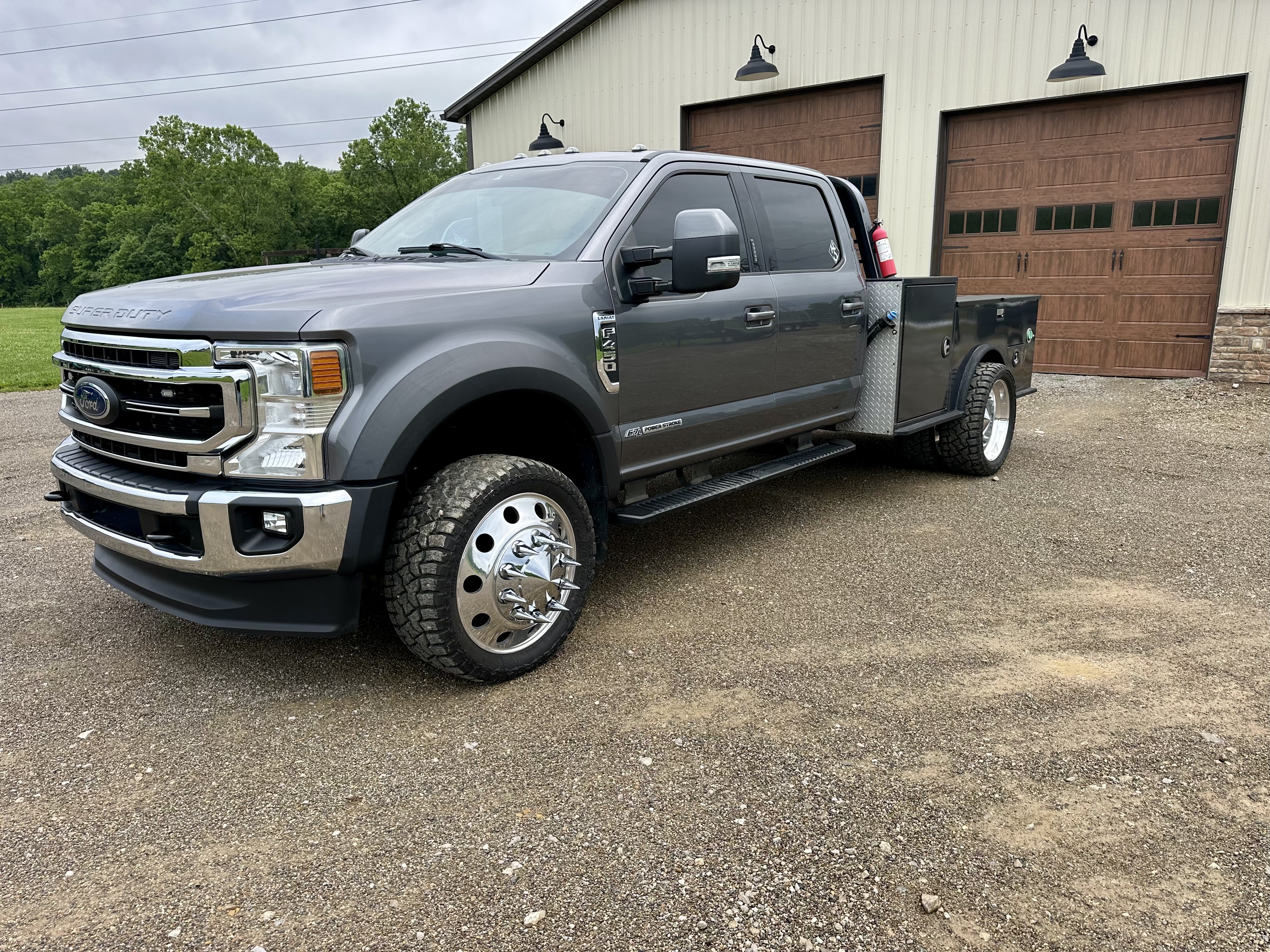 Used 2021 Ford F450 Lariat w/ Lariat Value Package AWD/4WD image 1
