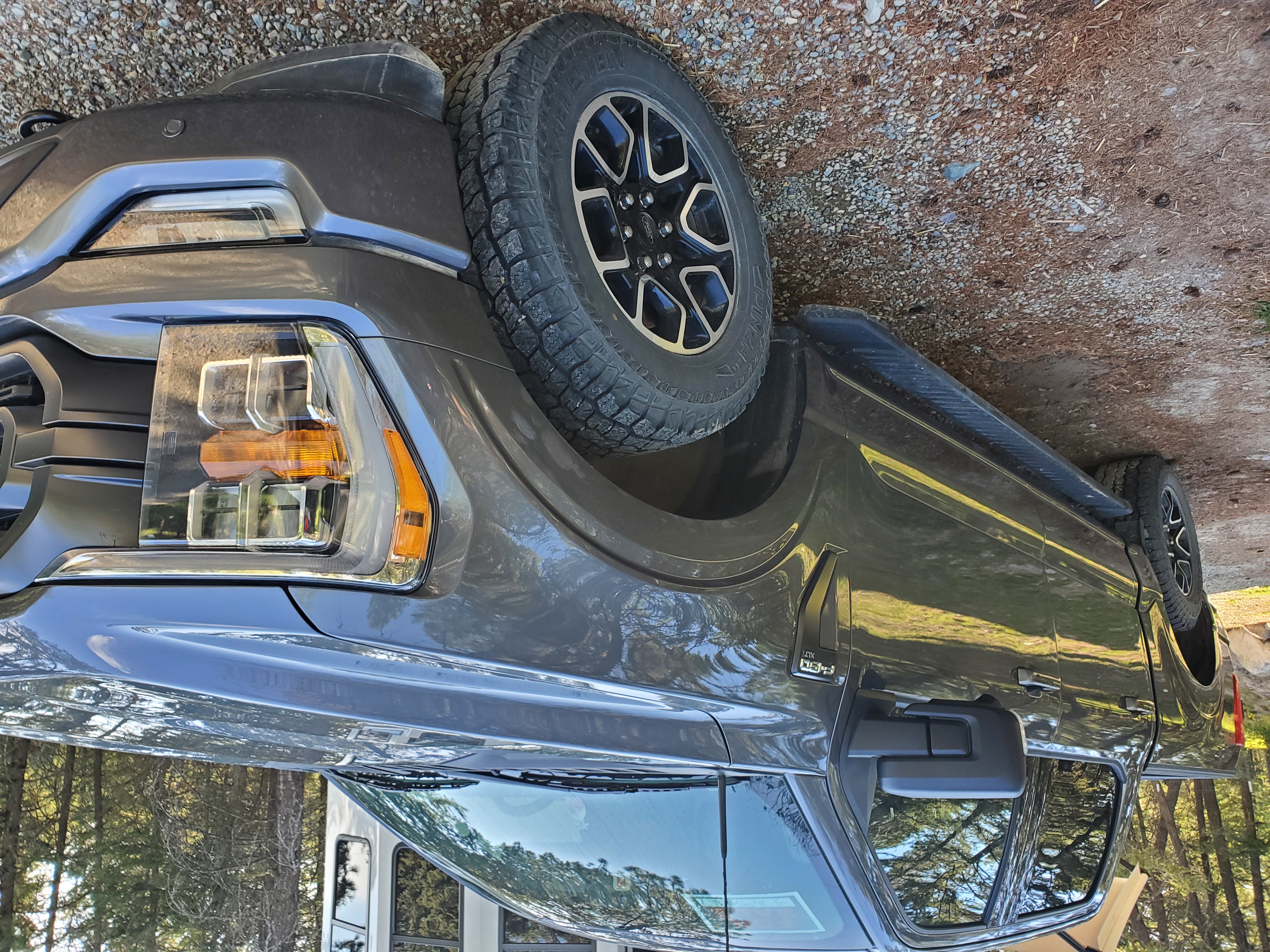 Used 2022 Ford F150 XLT w/ Equipment Group 302A High AWD/4WD image 6