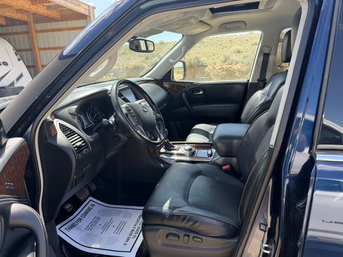 Used 2020 Nissan Armada SL w/ Premium Package AWD/4WD image 4