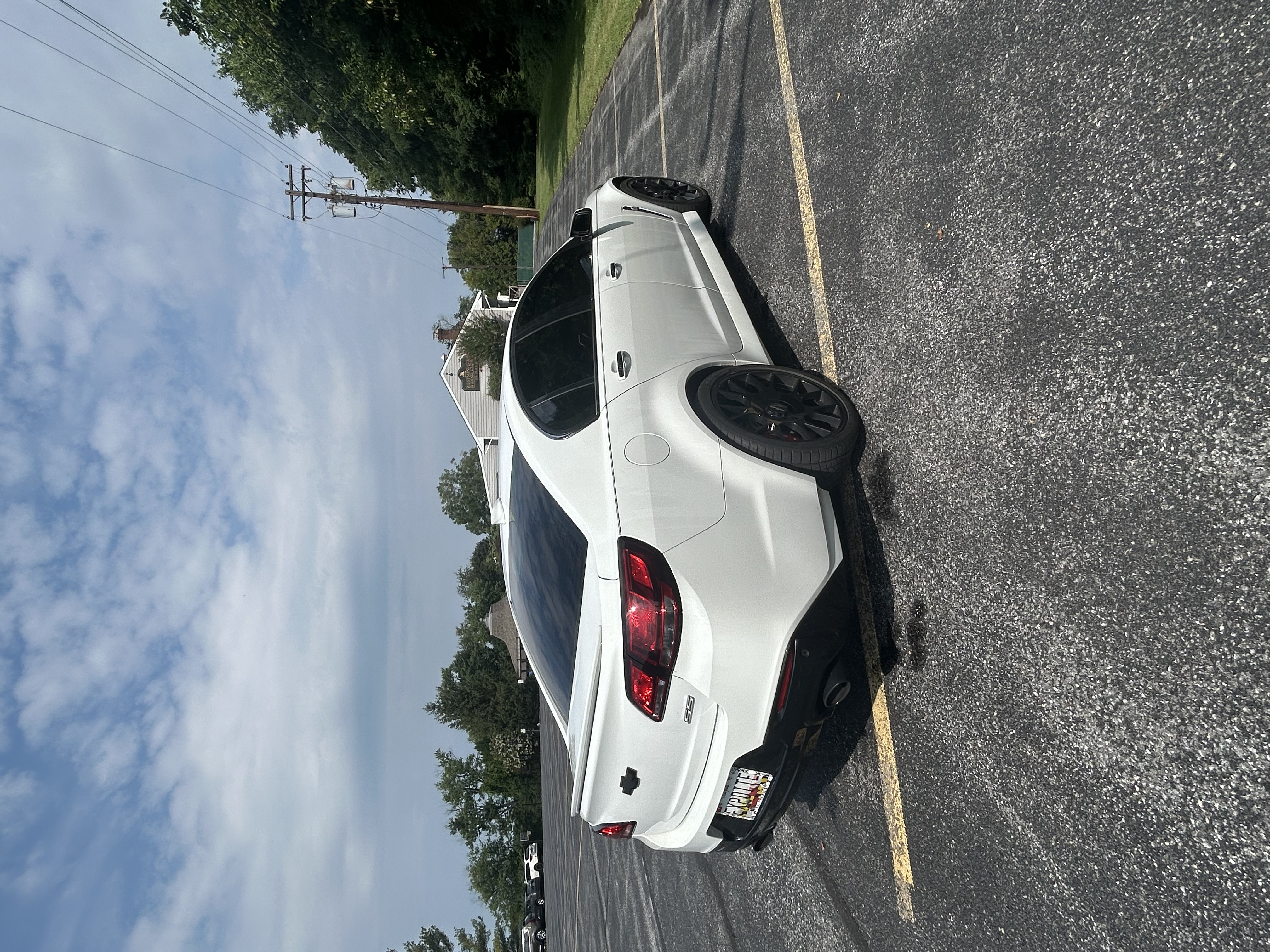 Used 2017 Chevrolet SS RWD image 8