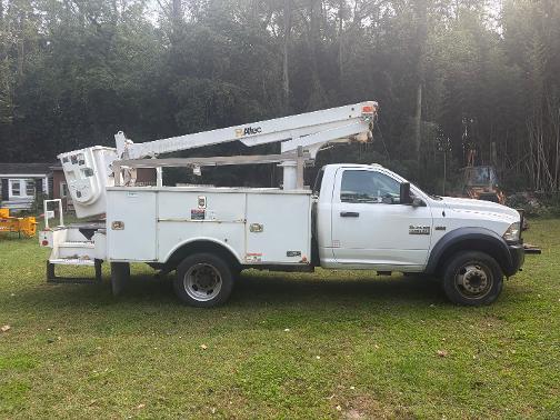Used 2016 RAM 4500 Tradesman RWD image 2