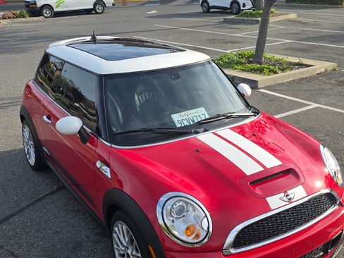 Used 2011 MINI Cooper John Cooper Works image 13
