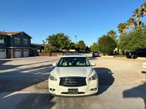Used 2015 INFINITI QX60 FWD w/ Premium Plus Package image 2