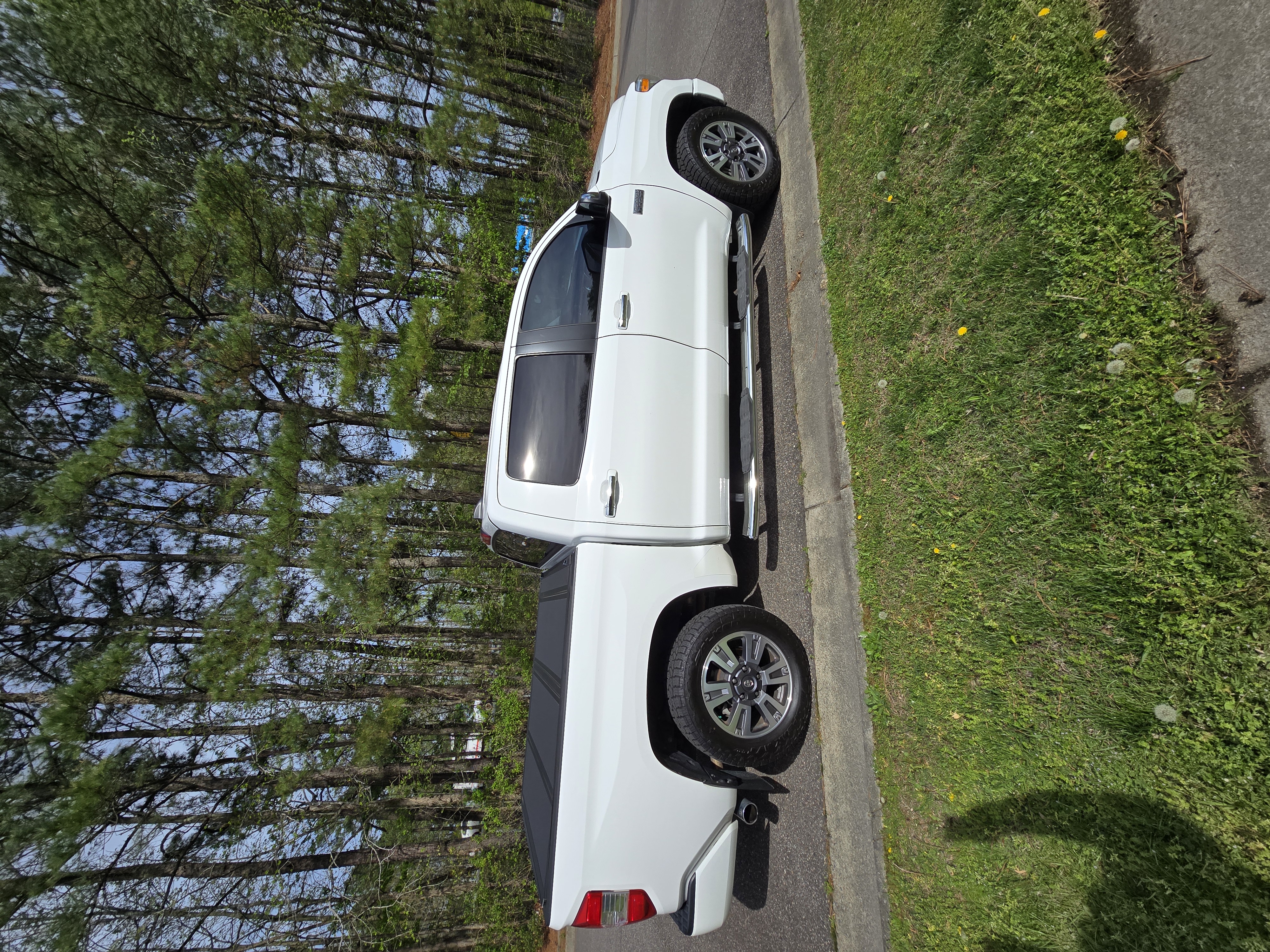 Used 2020 Toyota Tundra Platinum AWD/4WD image 5